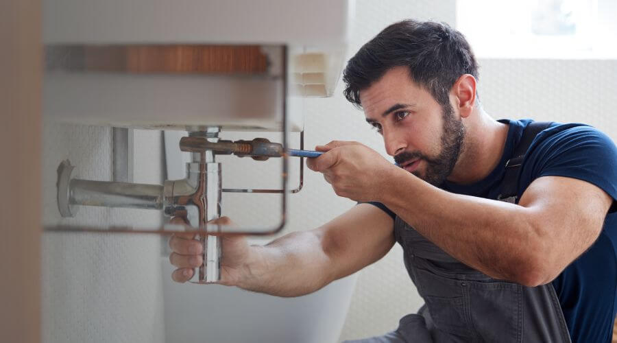 Expert burst pipe repair services in Shawnee, OK
